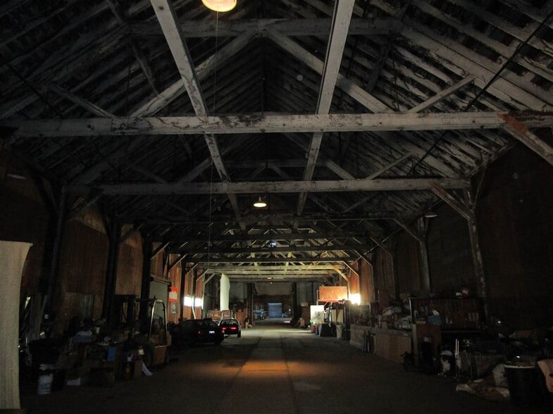 More Photos Of 801 Industrial Way, Mccloud Warehouse For Sale