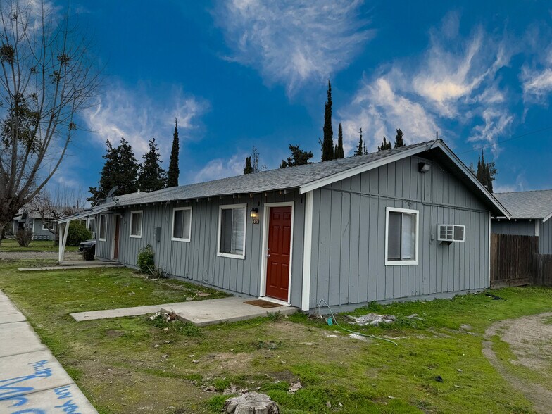 More Photos Of 6860 Walnut Ave, Winton Apartments For Sale