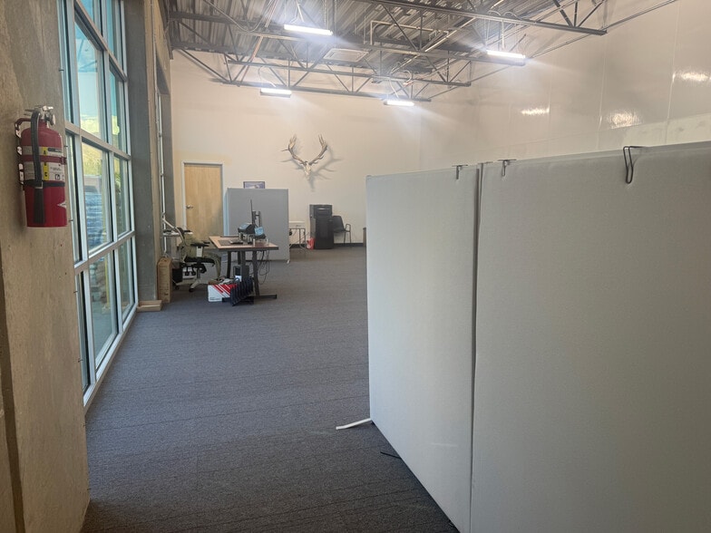 More Photos Of 2208 W 700 S, Springville Light Manufacturing For Sale