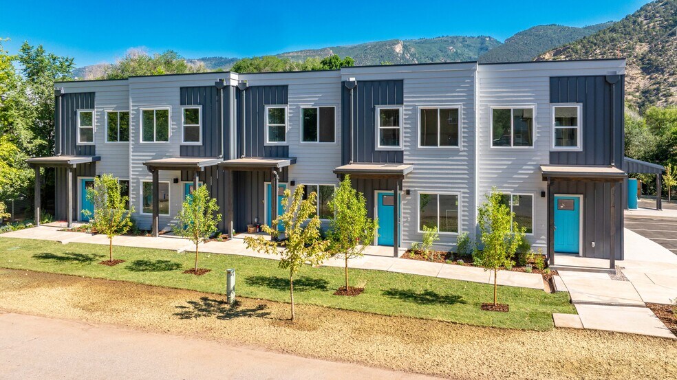 Primary Photo Of 619 Overlin Dr, Glenwood Springs Multifamily For Sale
