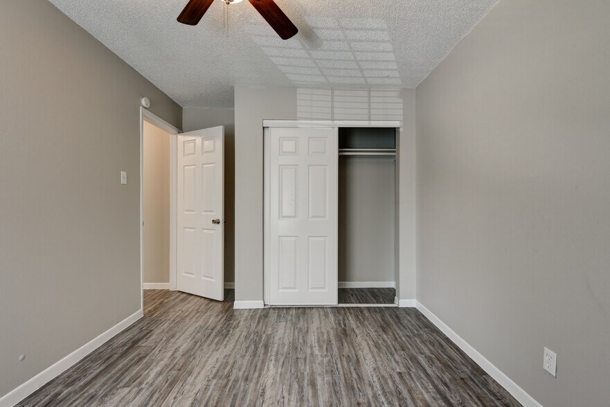 More Photos Of 737 W Mayfield Blvd, San Antonio Apartments For Sale