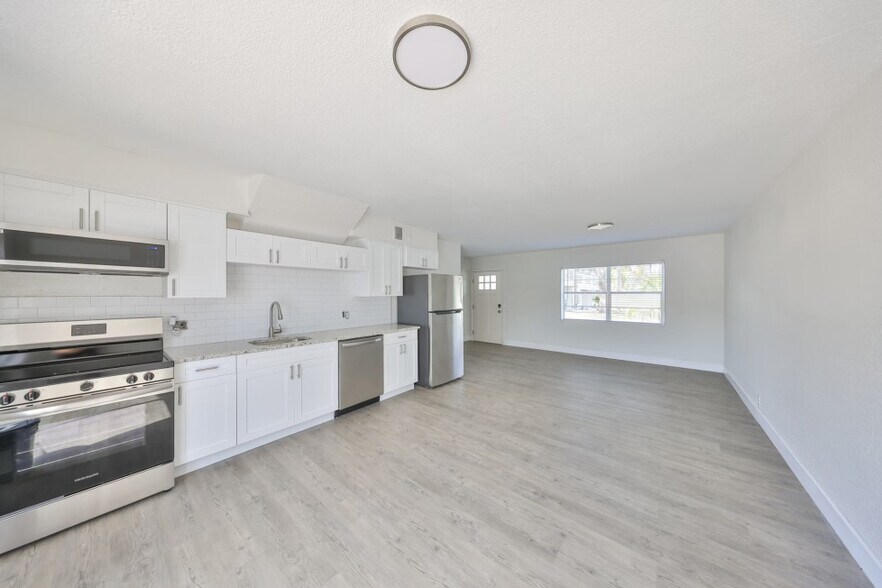 More Photos Of 11916-11982 133rd Ave, Largo Apartments For Sale