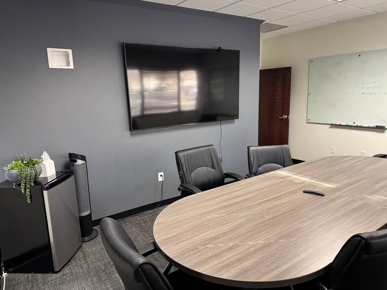 More Photos Of 707 W 700 S, Woods Cross Office For Lease