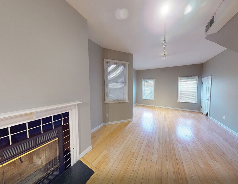 More Photos Of 842-852 N High St, Columbus Storefront Retail Residential For Sale