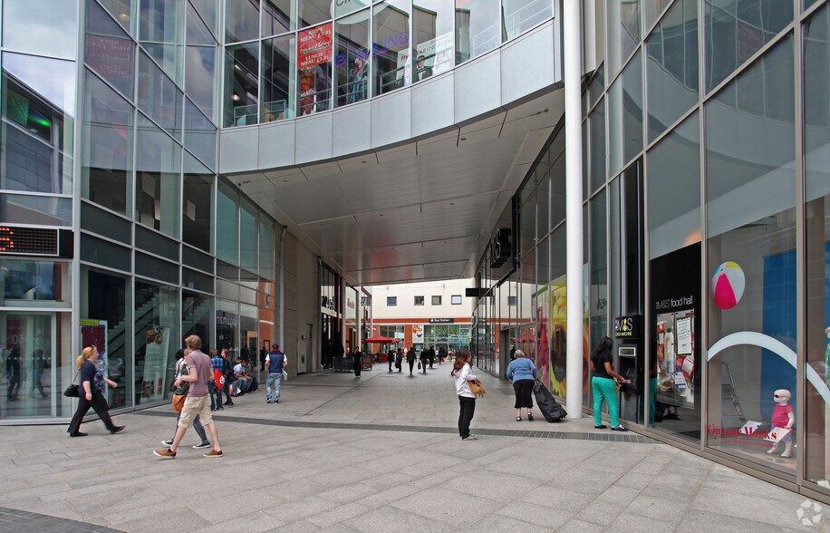 More Photos Of Eden Walk, High Wycombe General Retail For Lease