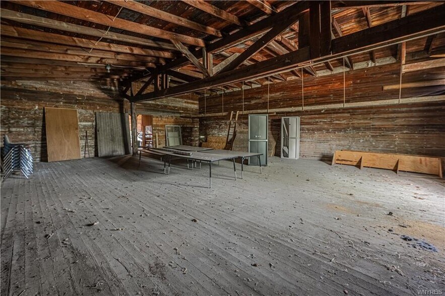 More Photos Of 6115 1st St, Newfane Office For Sale