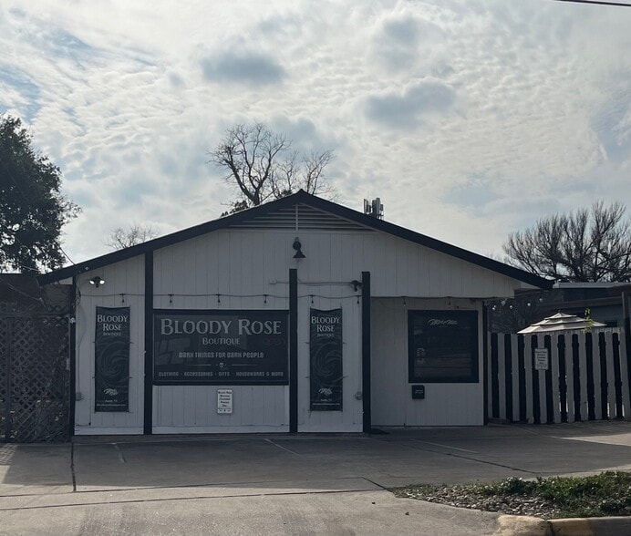 Primary Photo Of 805 Stark St, Austin General Retail For Sale