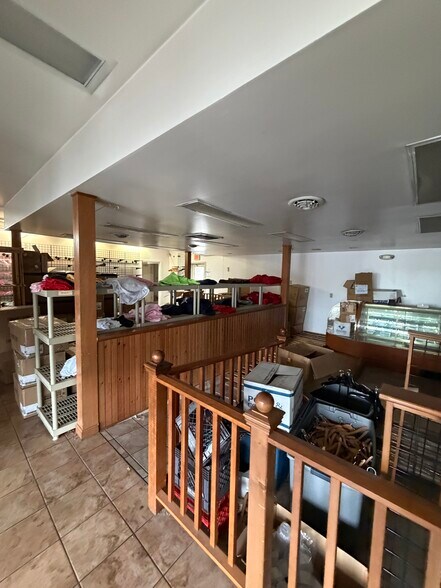 More Photos Of 2857-2867 Lincoln Hwy, Ronks Storefront Retail Residential For Sale
