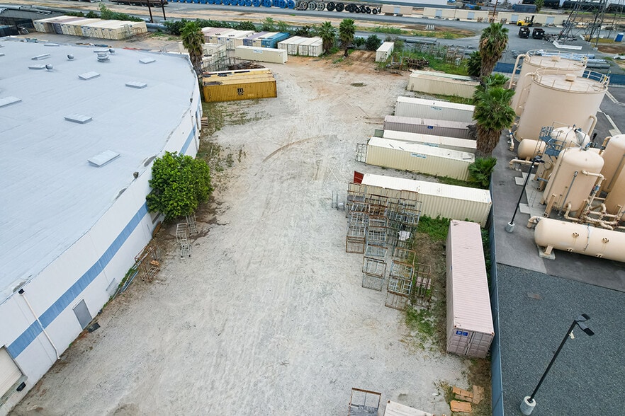 More Photos Of 1950 S Tubeway Ave, Los Angeles Land For Lease