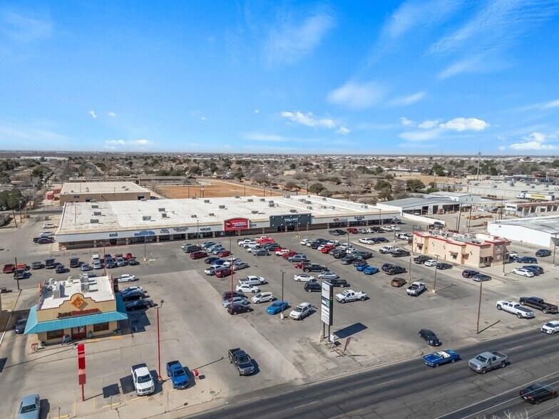 More Photos Of 2421-2429 N County Road W, Odessa Storefront For Sale