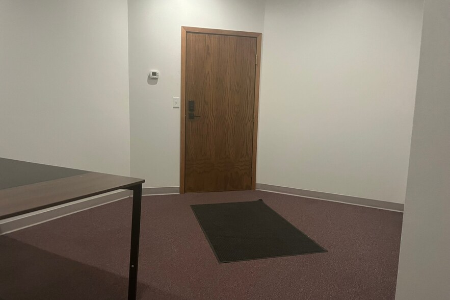 More Photos Of 6200-6250 Excelsior Blvd, Saint Louis Park Office For Lease