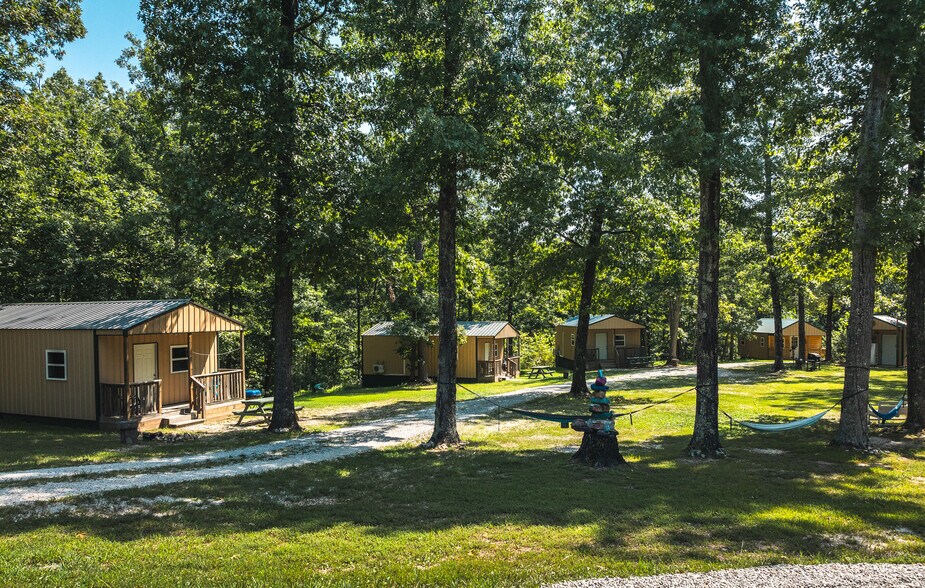 More Photos Of 11726 Highway K, Jadwin Hotel For Sale