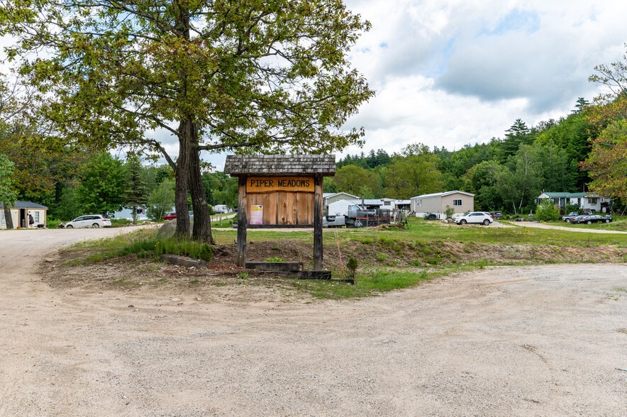 More Photos Of Golden Oaks Road, Albany Manufactured Housing Mobile Home Park For Sale