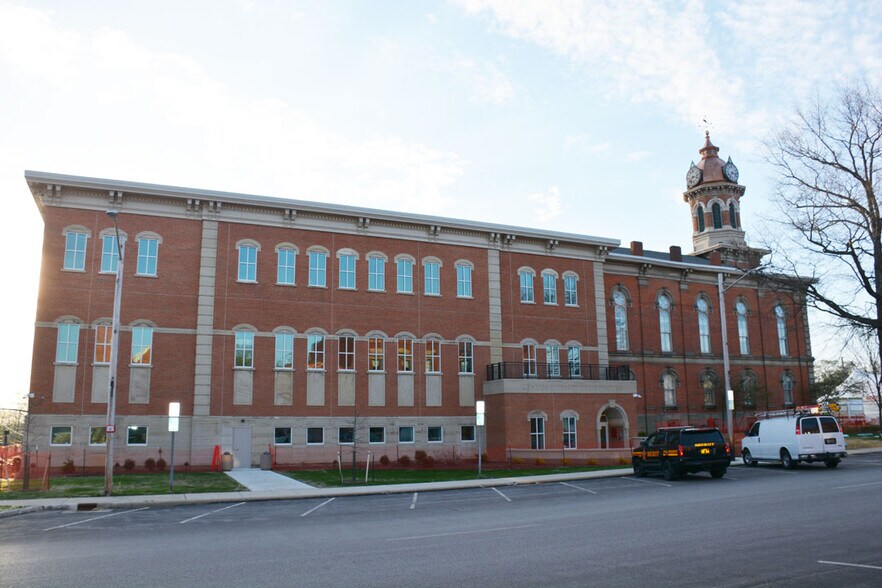 More Photos Of 115 Main St, Chardon Office For Lease