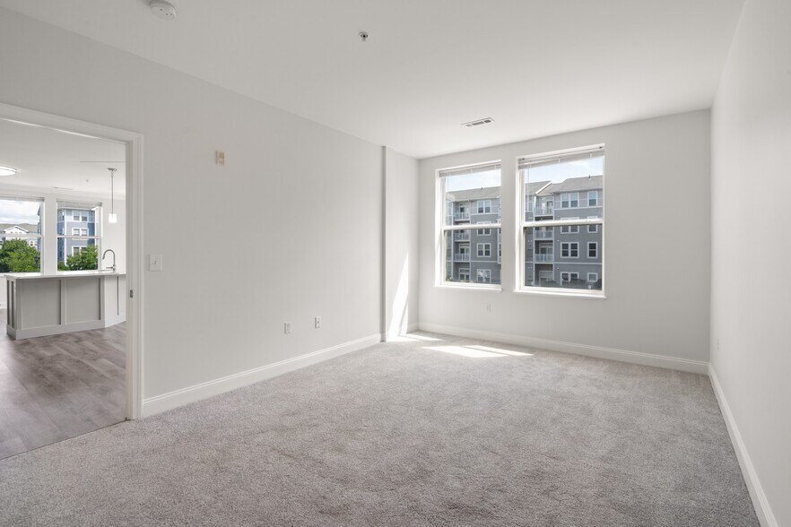 More Photos Of 200-220 Trotter Rd, Weymouth Apartments For Lease