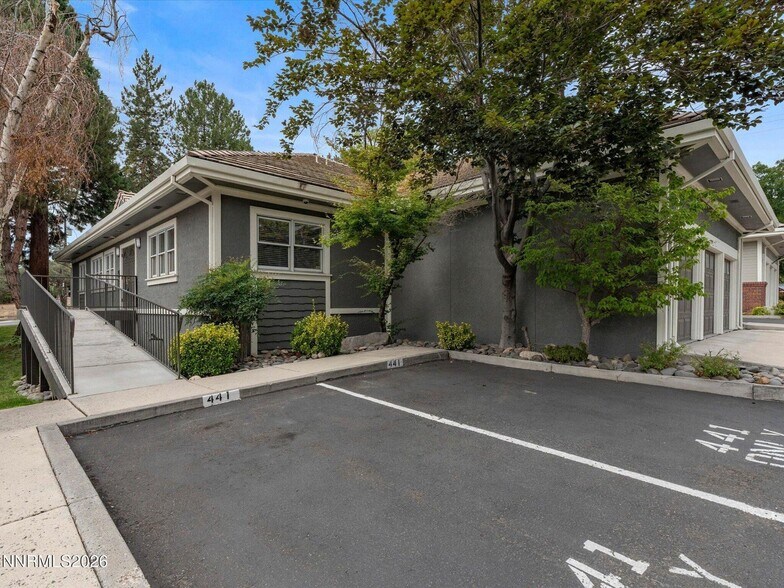 More Photos Of 441 W Plumb Ln, Reno Office For Sale