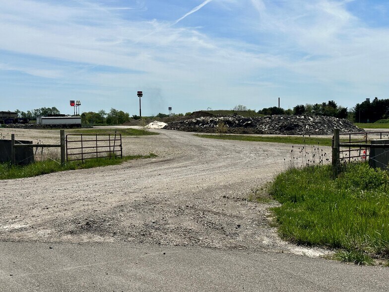 More Photos Of 41060 Bond dr, Belmont Land For Lease