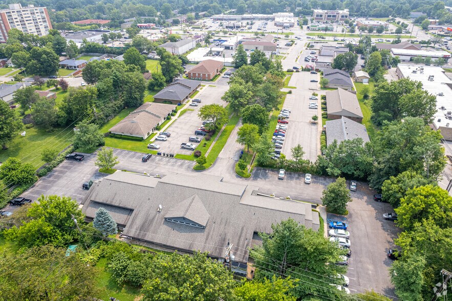 More Photos Of 177 Burt Rd, Lexington Medical For Sale