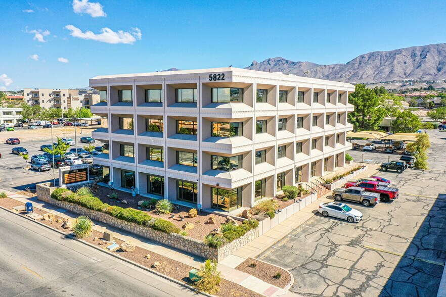 More Photos Of Sundland Park & Mesa Hills Dr., El Paso Office For Lease
