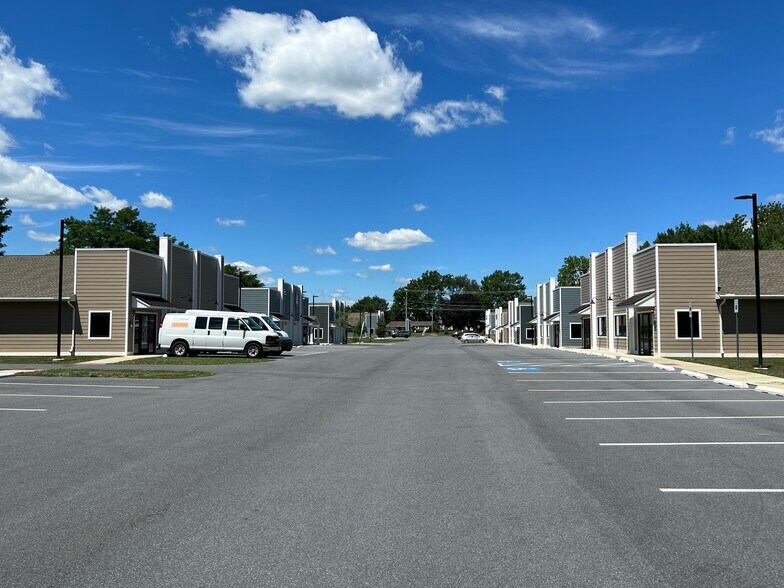 More Photos Of 8520 Allentown Pike, Blandon Unknown For Lease