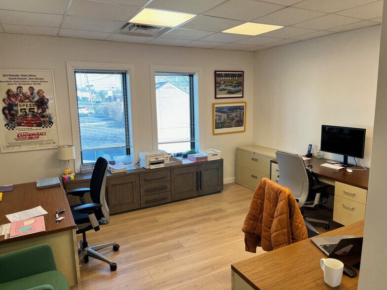 More Photos Of 435 State Route 18, East Brunswick Storefront Retail Office For Sale