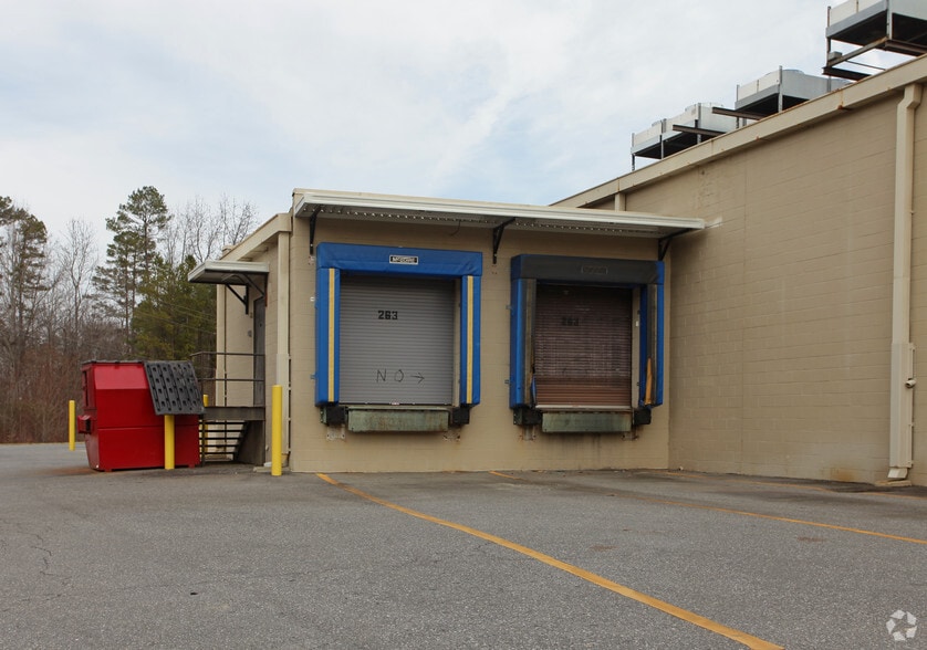 More Photos Of Dallas Shoals Hwy @ Hwy 321 & 275 Hwy, Gastonia Unknown For Lease