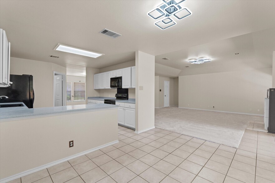 More Photos Of 201 Covala Dr, Cedar Park Specialty For Sale