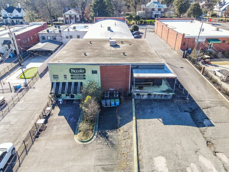 More Photos Of 134 N Main St, Belmont Storefront For Lease