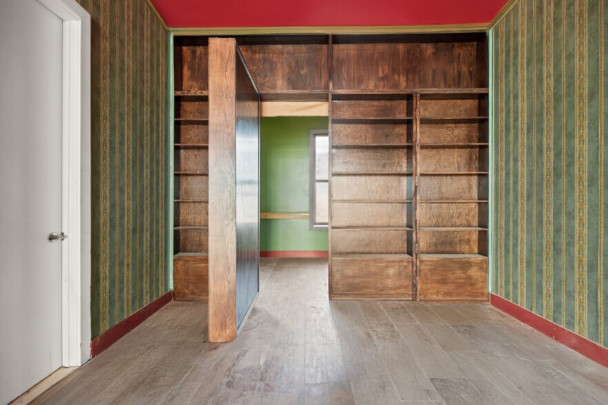 More Photos Of 1281 Bedford Ave, Brooklyn Freestanding For Sale