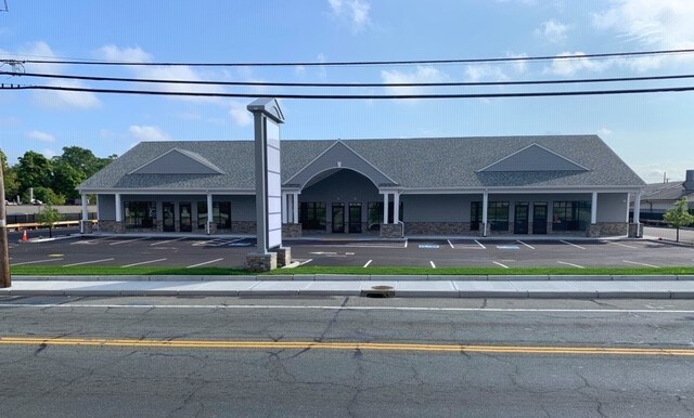 More Photos Of 557 Killingly St, Johnston Storefront Retail Office For Lease