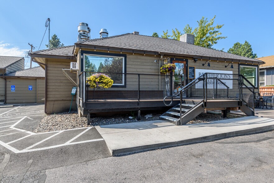 More Photos Of 1227 NW Galveston Ave, Bend Storefront Retail Office For Sale