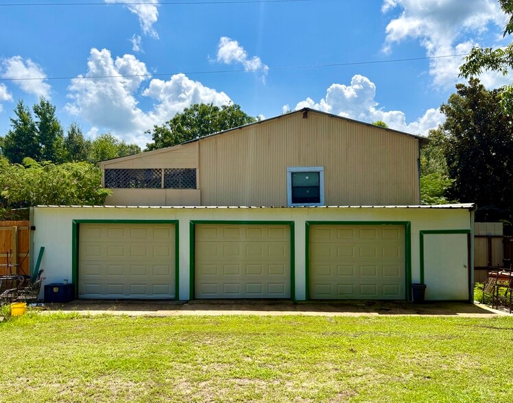 More Photos Of 143 Key Largo Ln, Lufkin Manufactured Housing Mobile Home Park For Sale