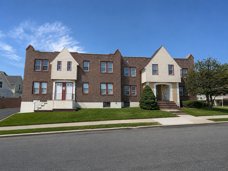 More Photos Of 11 Mundy Ave, Staten Island Apartments For Sale