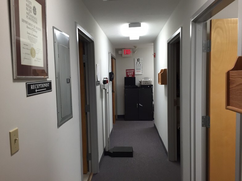 More Photos Of 100 Smithfield Ave, Pawtucket Medical For Sale