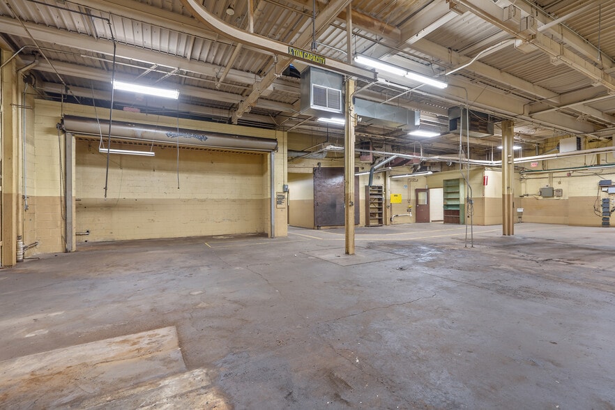 More Photos Of 734 Burnet Ave, Syracuse Manufacturing For Sale