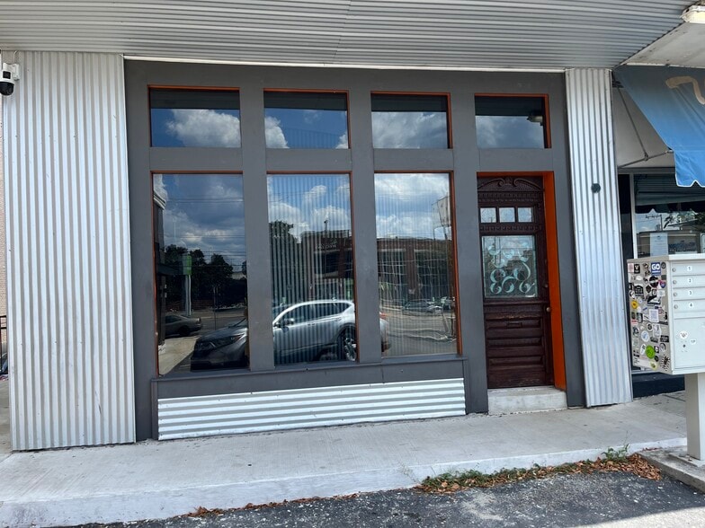 More Photos Of 4104 Hillsboro Pike, Nashville Freestanding For Lease