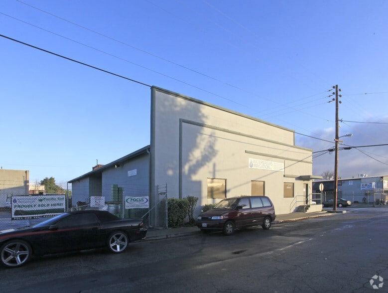 More Photos Of 980 N 11th St, San Jose Warehouse For Sale