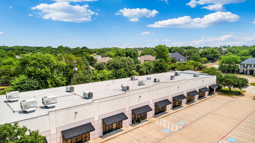 More Photos Of 1900 Industrial Blvd, Colleyville Light Manufacturing For Lease