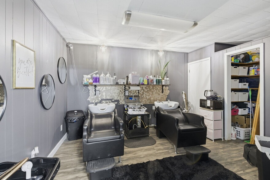 More Photos Of 3620 Maplewood Dr, Sulphur Specialty For Sale