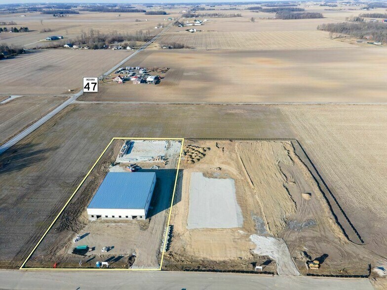 More Photos Of 830 Wesco Pky, Sheridan Warehouse For Lease