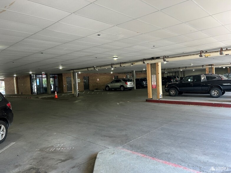 More Photos Of 706 S College Ave, Fort Collins Office For Lease