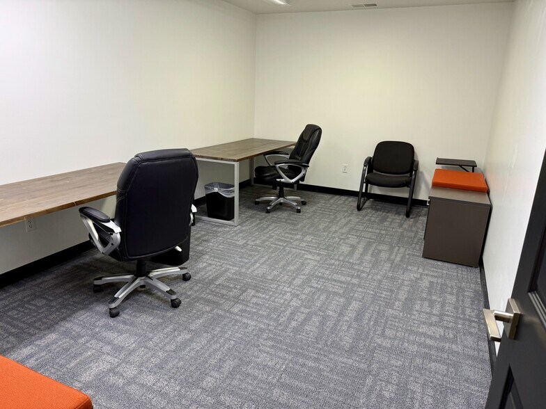 More Photos Of 520 N 400 W, North Salt Lake Office For Lease