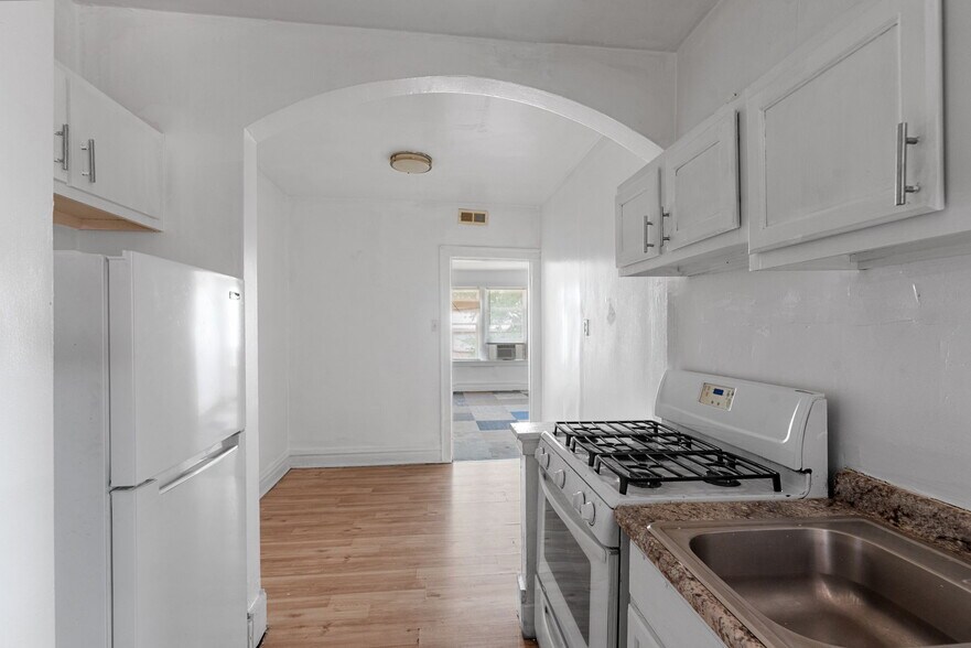 More Photos Of 5000 Virginia Ave, Saint Louis Apartments For Sale