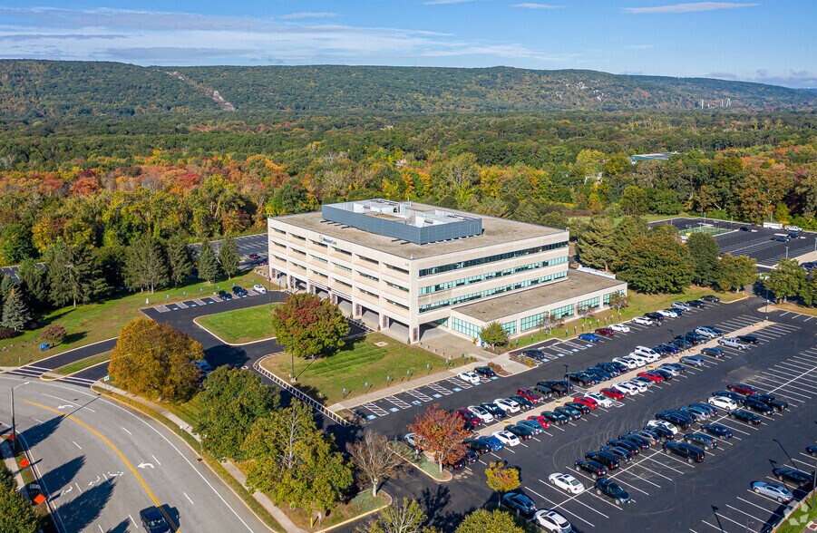 More Photos Of 200 Executive Blvd, Southington Office For Lease