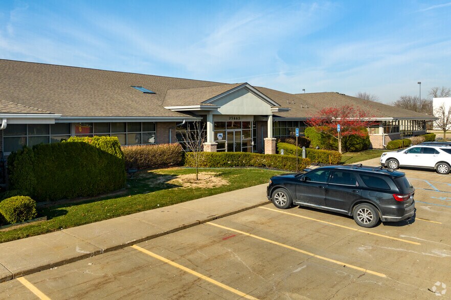 More Photos Of 35501-35765 Mound Rd, Sterling Heights Unknown For Sale