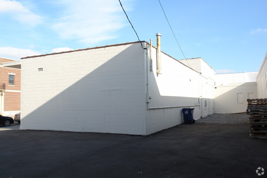 More Photos Of 2556 Delaware Ave, Buffalo Medical For Sale