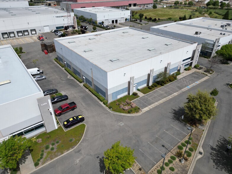 More Photos Of 2220 Cordelia Rd, Fairfield Warehouse For Lease