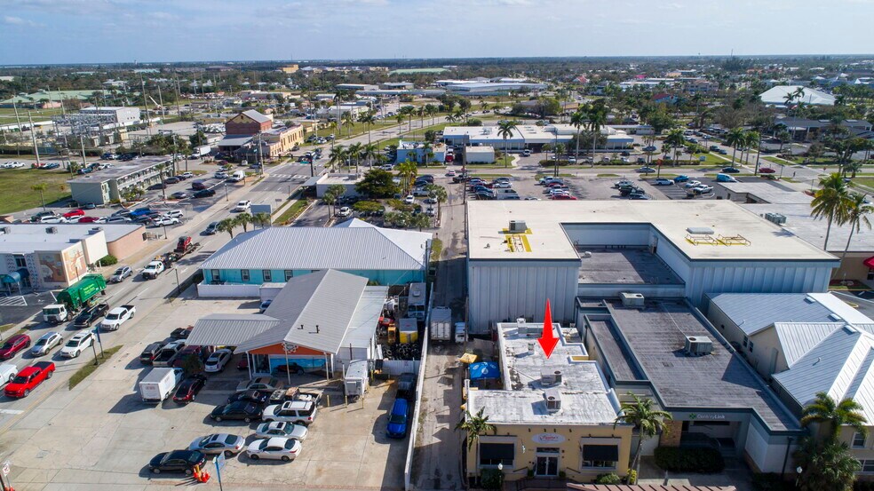 More Photos Of 111 W Olympia Ave, Punta Gorda Restaurant For Sale