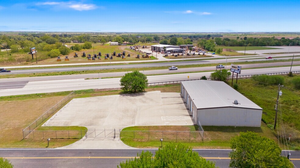 More Photos Of 512 Hartman Rd, Victoria Warehouse For Sale