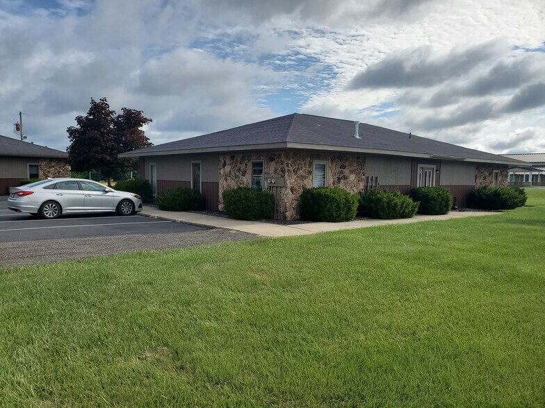 More Photos Of 1225 N Home Rd, Mansfield Medical For Lease
